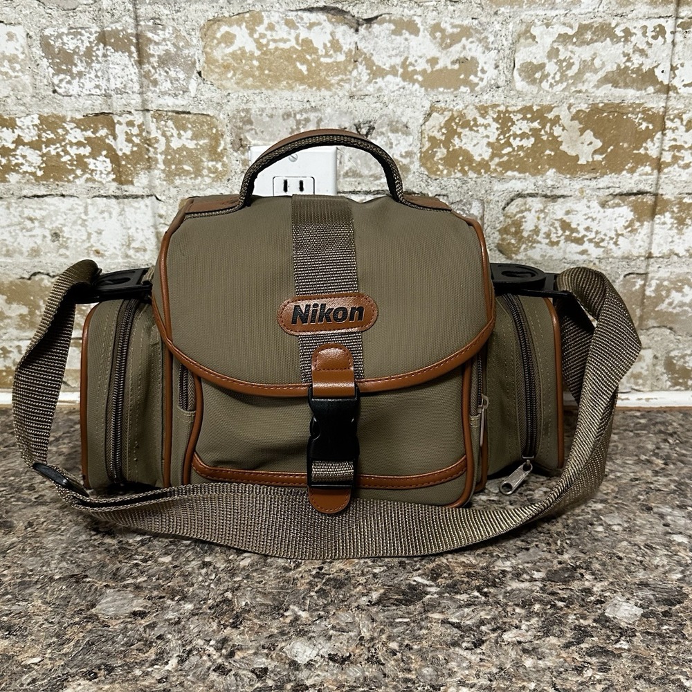 Vintage 1990s Nikon Rugged Camera Gear Carrying/Shoulder Bag -‎ Adjustable Strap